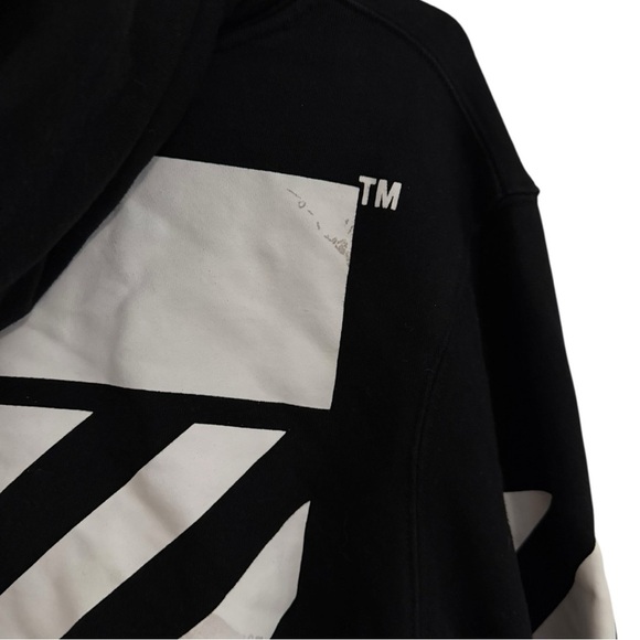 Off-White Seeing Things Hoodie Black Medium Diagonal Stripes Caravaggio Graphic - Picture 8 of 9